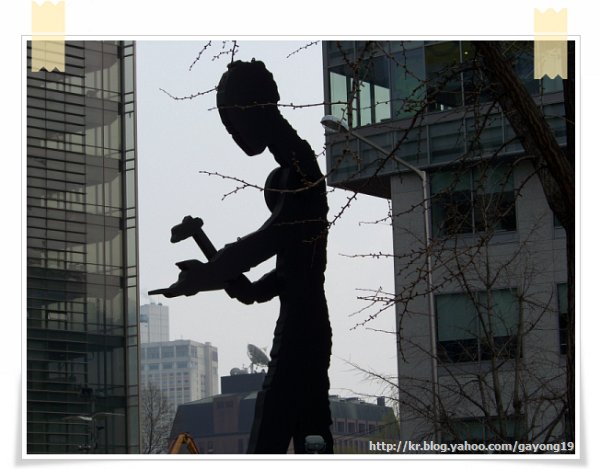원본 크기의 사진을 보려면 클릭하세요
