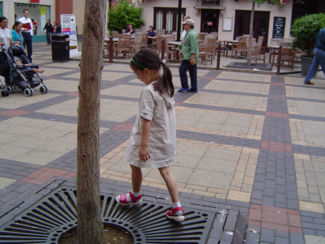 -= IMAGE 2 =-
원본 크기의 사진을 보려면 클릭하세요